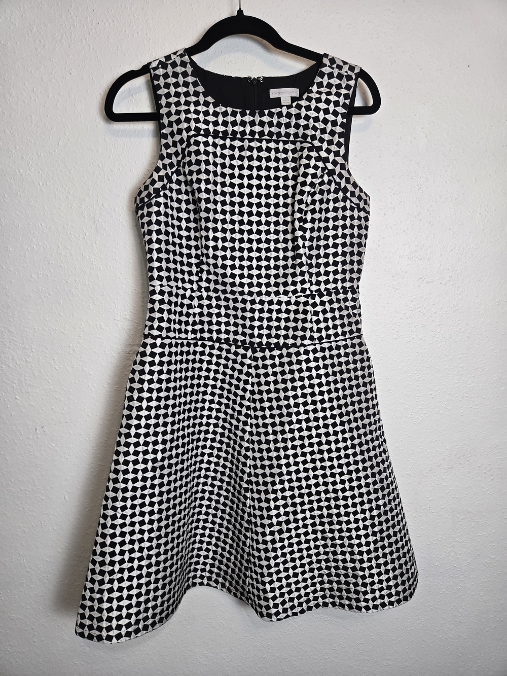New York & Company Black and White Geometric Fit & Flare Dress